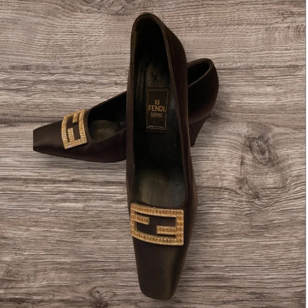 FENDI Black Satin Pumps with Rhinestone Buckle Size IT 36.5/US 6.5 - Picture 2 of 8